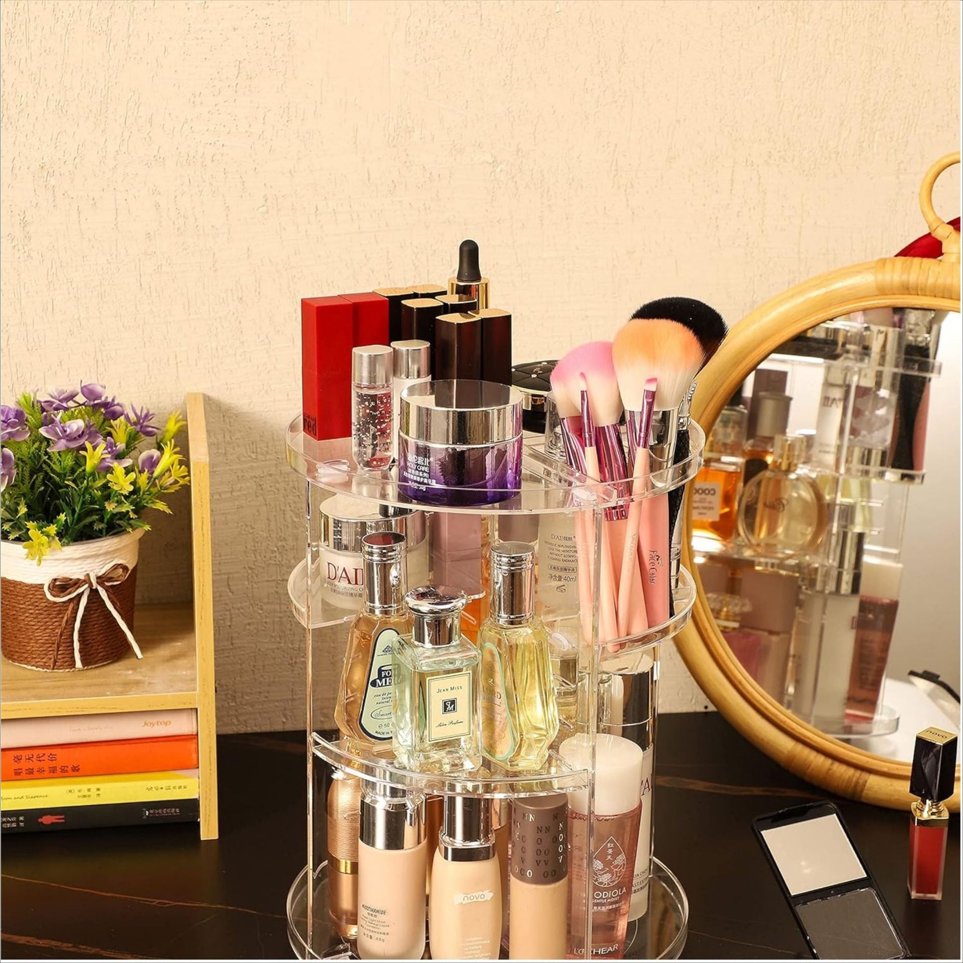 Rotating Cosmetic Storage Rack