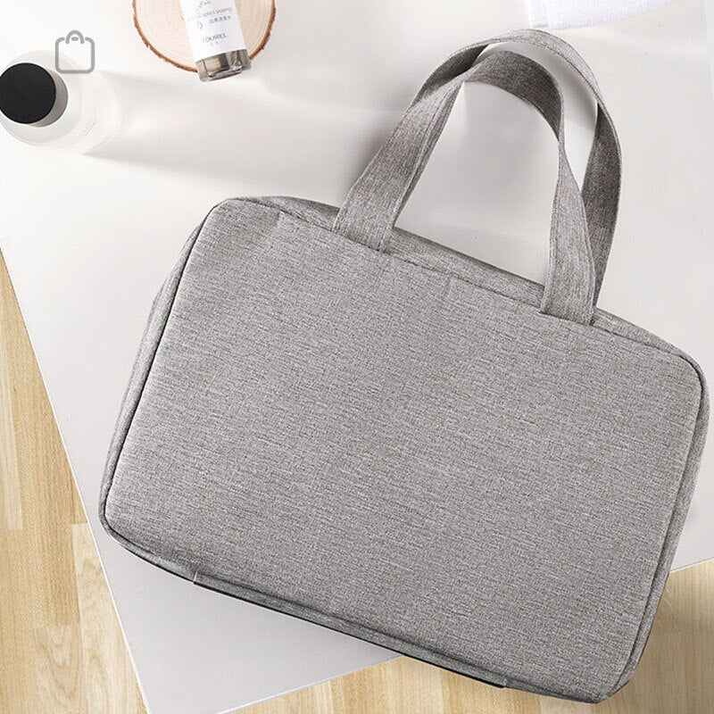 Hanging Wash Bag